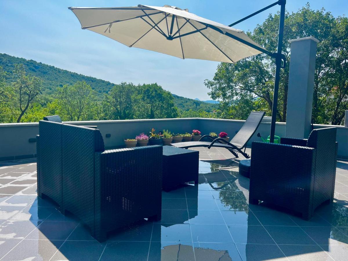 Luxury Villa Andrea Vrzika In Forest Near The Sea Zagvozd Εξωτερικό φωτογραφία