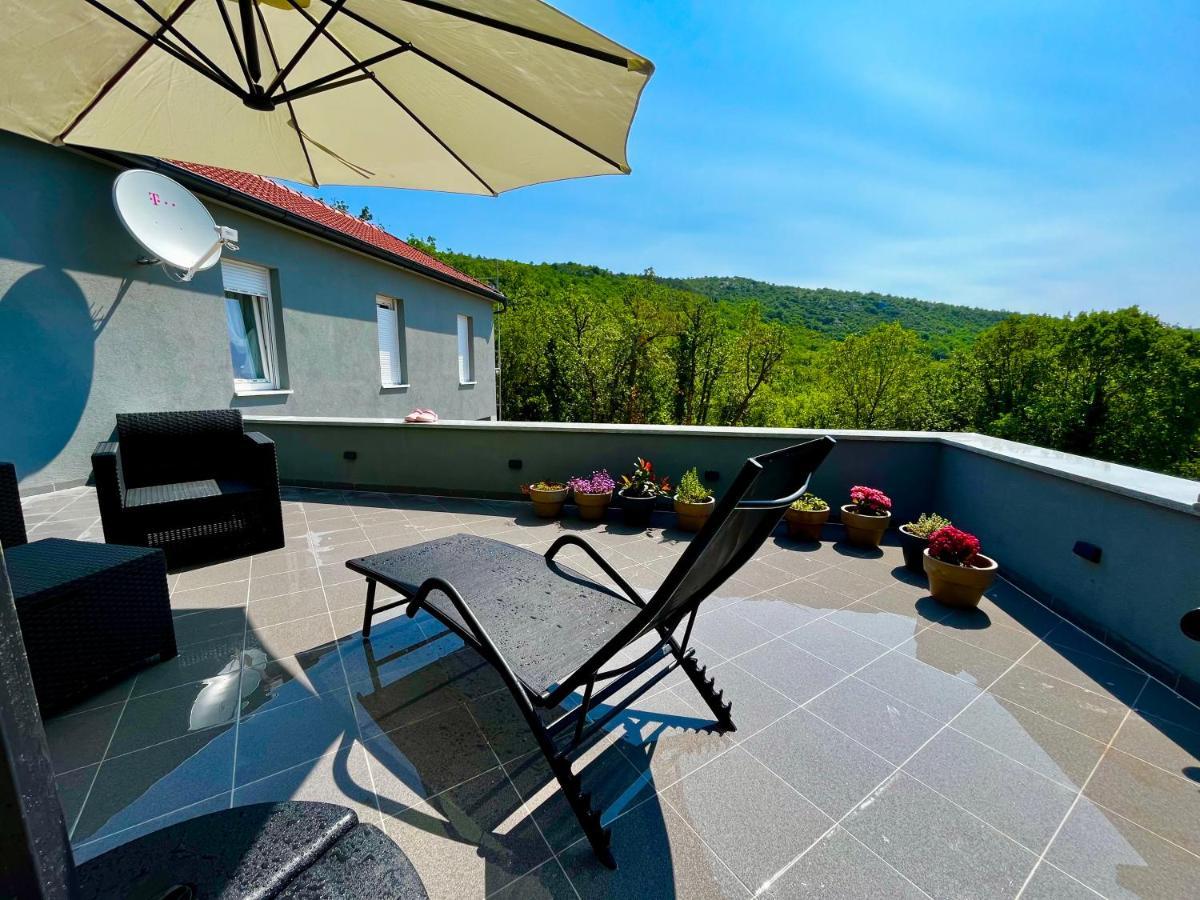 Luxury Villa Andrea Vrzika In Forest Near The Sea Zagvozd Εξωτερικό φωτογραφία